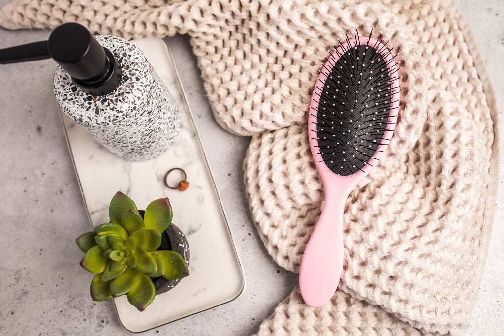 Wet Detangling Brush | Nora Ross